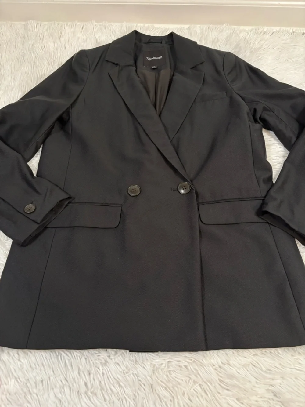 Madewell Women's Double-Breasted Blazer light weight in black‎ relax fit